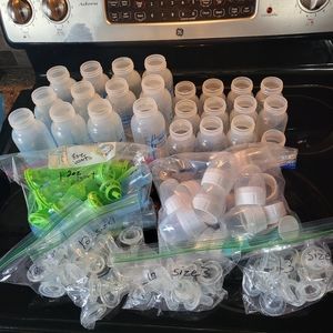 Huge lot bundle of Dr brown bottles!